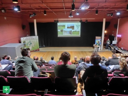 Natur- und Landschaftsschützer konnten sich in den Räumlichkeiten im Rahmen der zweiten Deutsch-Belgischen Naturpark-Akademie in Worriken/Bütgenbach sowohl informieren, als auch austauschen. <span class="copy">&copy; Deutsch-Belgischer Naturpark Hohes Venn - Eifel</span>